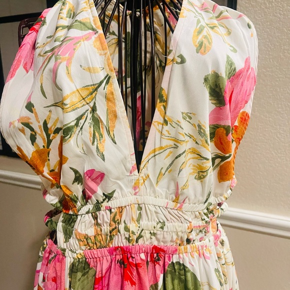 Floral Maxi Dress with Pink and Orange Accents - Picture 3 of 11